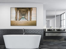 Load image into Gallery viewer, Manhattan Pacific